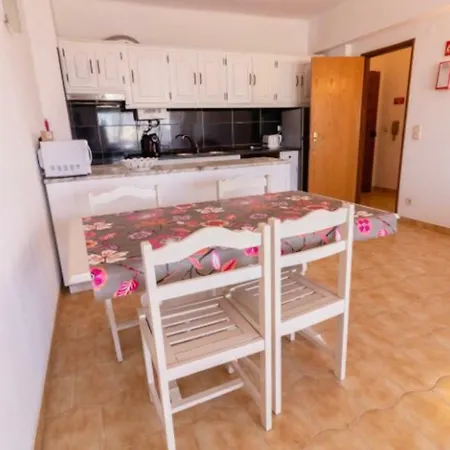 Apartamento Correira Apartment *